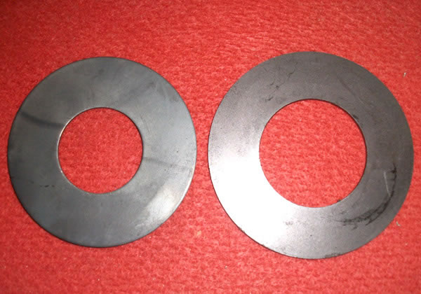 Round flat pad